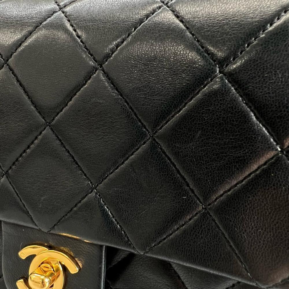 Chanel women's shoulder bag, Matelassé, gold hardware, serial number 1, Coco ... - Picture 16 of 16